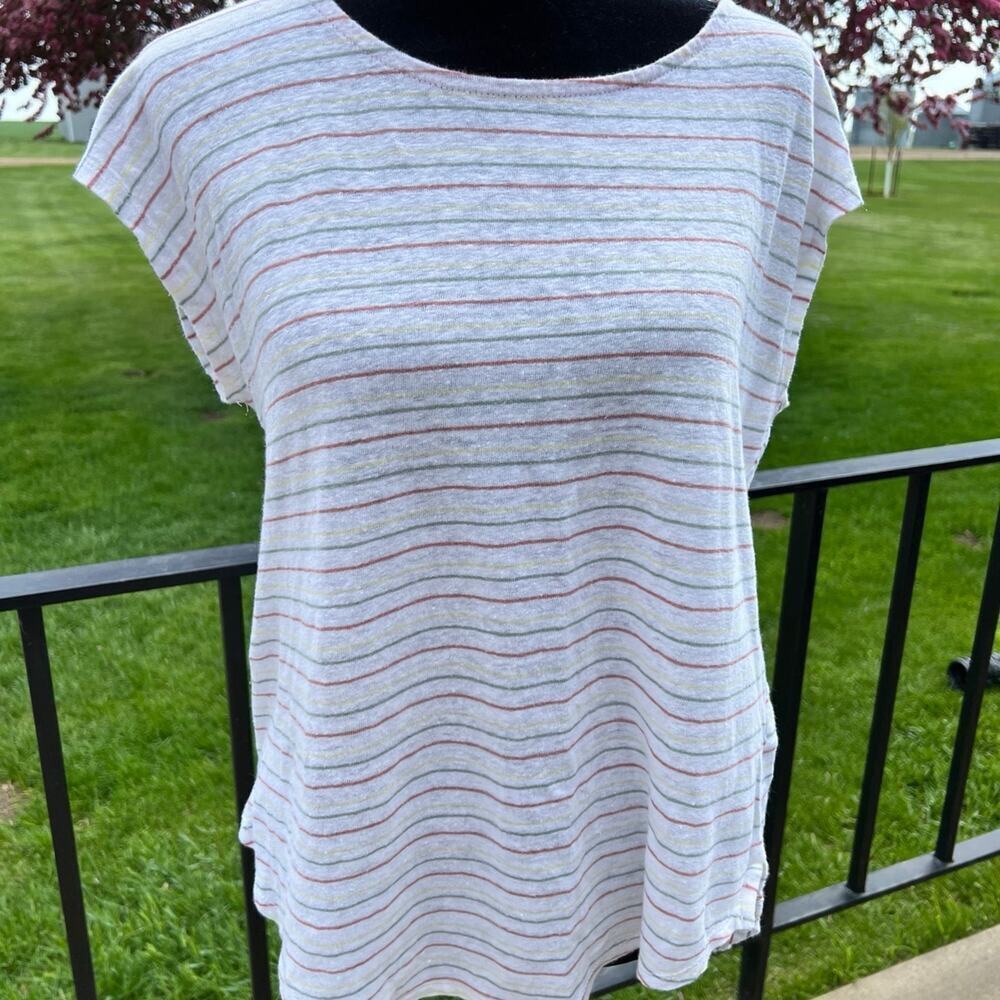Cynthia Rowley Women’s size M, linen top multicolor stripe round neckline